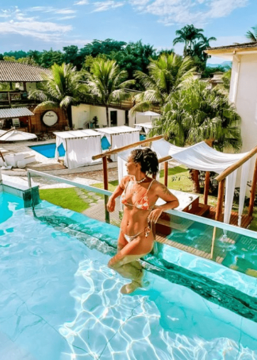 suite-presidencial-com-piscina-privativa-13-768x639-1