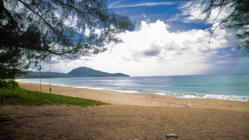 Descubra o charme e a tranquilidade da Praia dos Ranchos em Paraty
