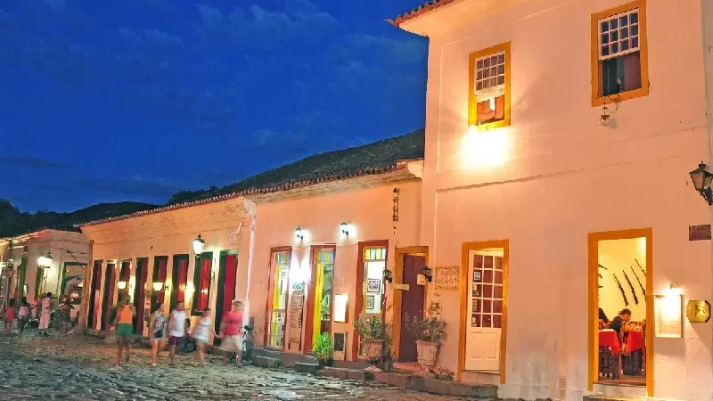 3 pontos turísticos que você precisa conhecer em Paraty